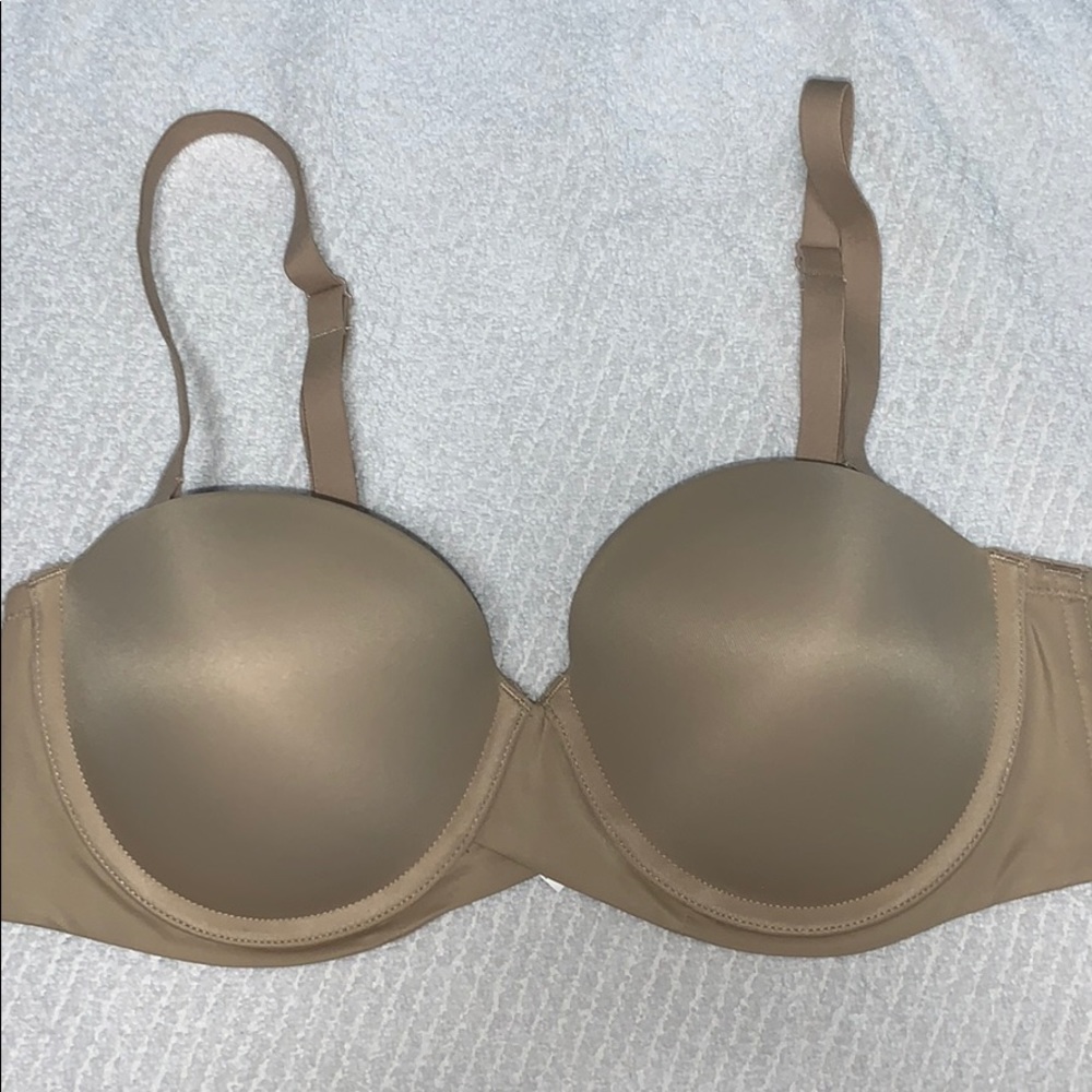 MaidenForm Strapless Bra